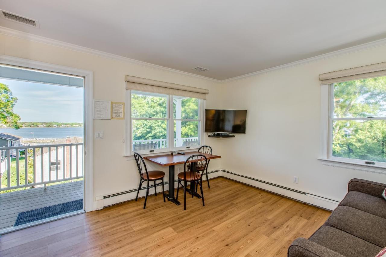 Colonial Shores Motel Hampton Bays