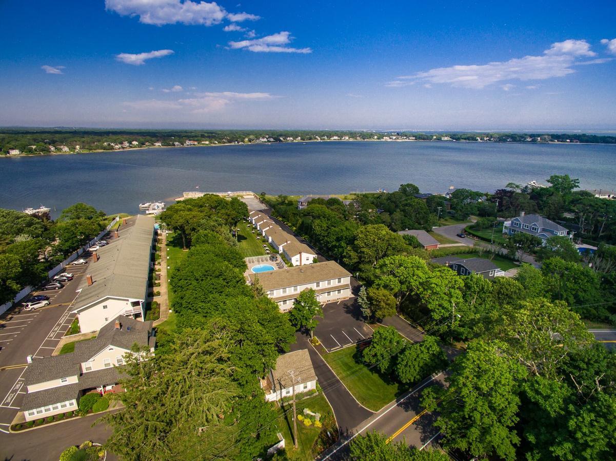 Colonial Shores Motel
