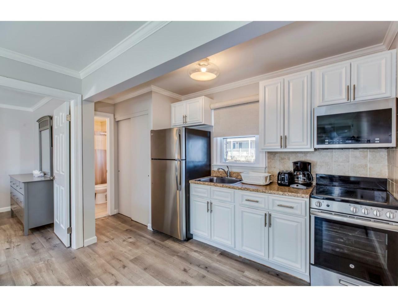 Colonial Shores Motel 3*